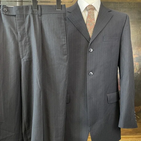 Jones New York Elements 40L 32 x‎ 33 2Pc 100% Wool Black Pinstriped 3Btn Suit