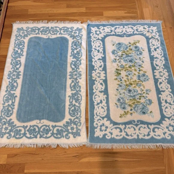 2/ VINTAGE 60'S TOWEL BLUE FLORAL DESIGN WITH FRINGE / COTTON