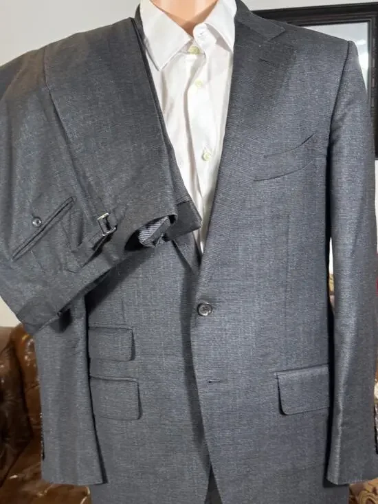 Tom Ford Charcoal Checked Gray Flannel 2Pc Suit Wool 50R 40R 35x29 Trousers EUC