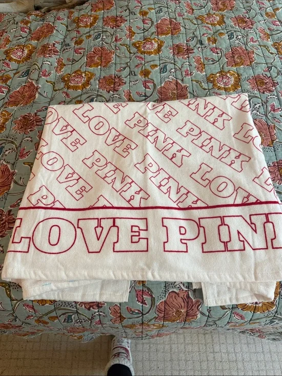 LOVE PINK Logo Beach Towel in White and Red