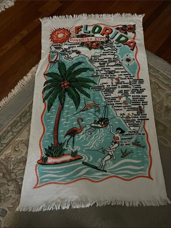 Vinatge 1970s-80s Florida Sunshine State Beach Towel with Palm & Flamingo