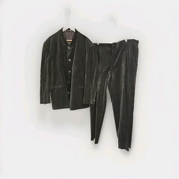 Falcone Suit Mens 50L 42x33 Solid Black VELVET Parsons Collar Vintage Union Made