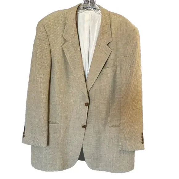 Hugo Boss 44R beautiful gold tone‎ 100% Virgin Wool