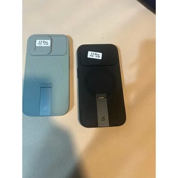 iPhone 13 Pro Phone Cases 2 total ( Black 1, Sage 1)