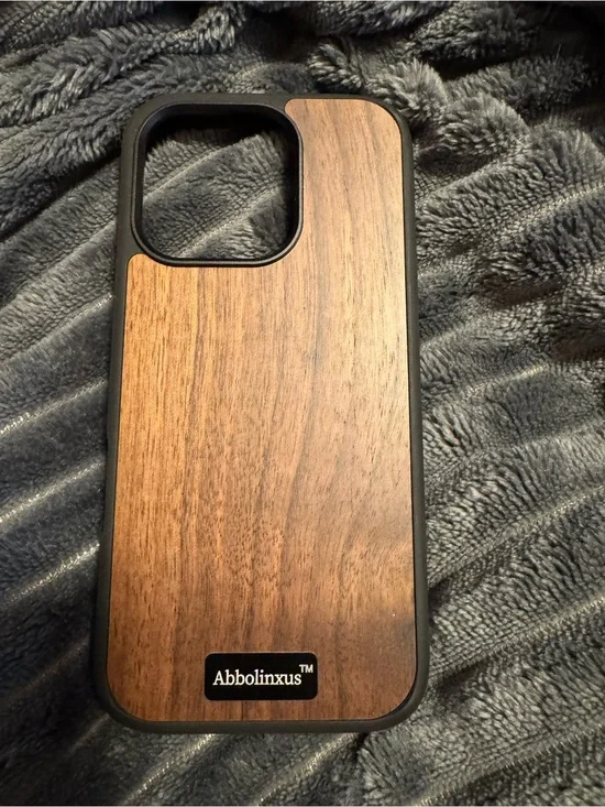 Magnetic Wood Case MagSafe Magnetic Charging. (Walnut Wood, iPhone 16 pro(6.3