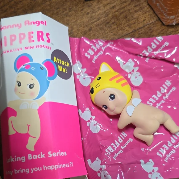 Sonny Angel Mini Figure Cat Hipper 100% Authentic