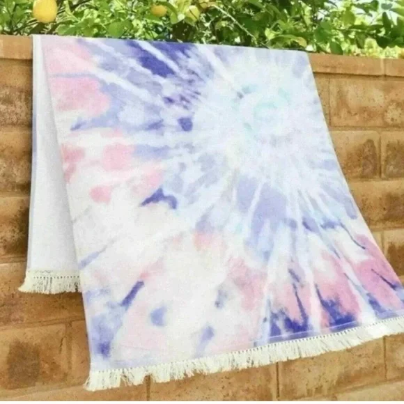 l*space Pastel Tie-Dye Beach Towel in Blue & Pink