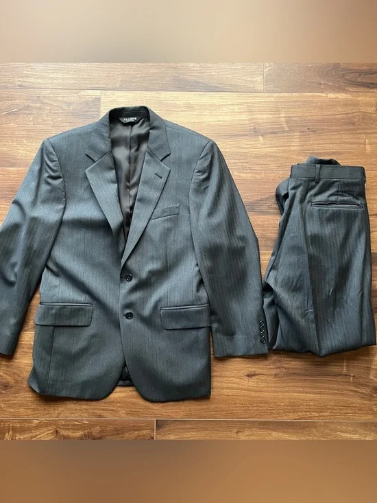 Jos A. Banks Charcoal Gray black Pin Striped wool suit wedding business formal