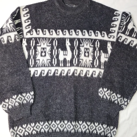 Alpaca Crewneck Sweater Men's Size Large Gray‎ White Aztec Chunky Fuzzy