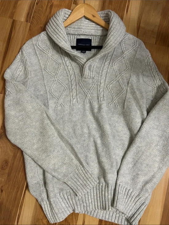 American Eagle Men’s Shawl Collar Cable V-Neck Sweater - Light Gray L