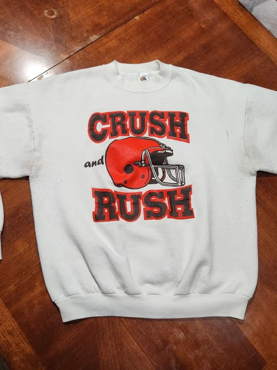 Vintage Cleveland Browns (Crush Rush) Sweatshirt Size XL Has Stains.
