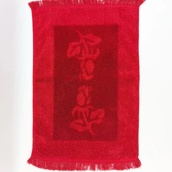 Vintage Sears Royal Touch Floral Hand Towel Granny Core Red Rose Fringe