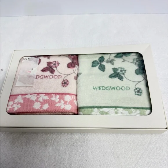 Authentic Wedgwood Pink & Mint Floral Hand Towel Gift Set New Unused in nox