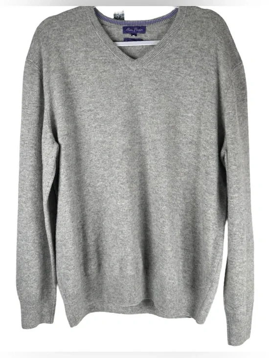 Alan Flusser 100% Cashmere grey v- neck long Sleeve Sweater Men’s Size 2XL