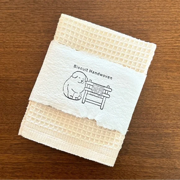 Handwoven Waffle Weave Bath Mitts in Natural