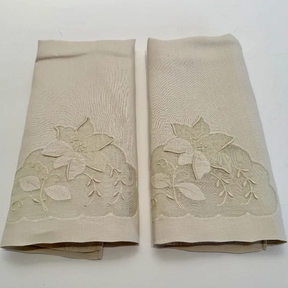 Pair Vintage Beige Madeira Linen & Organza  Fingertip Towels