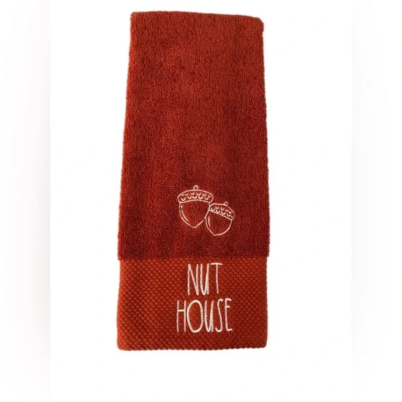 Nut House Hand towel by Rae Dumn NWOT