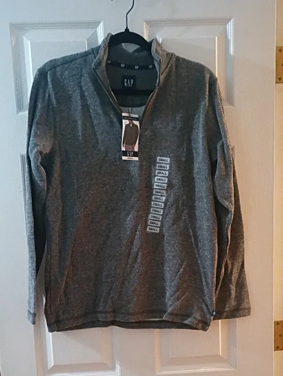 GAP Men's Heather Gray Quarter-Zip Pullover Sweater