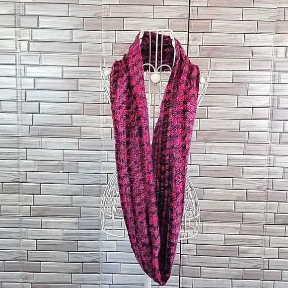 Unbranded fuscia and black infinity scarf One Size
