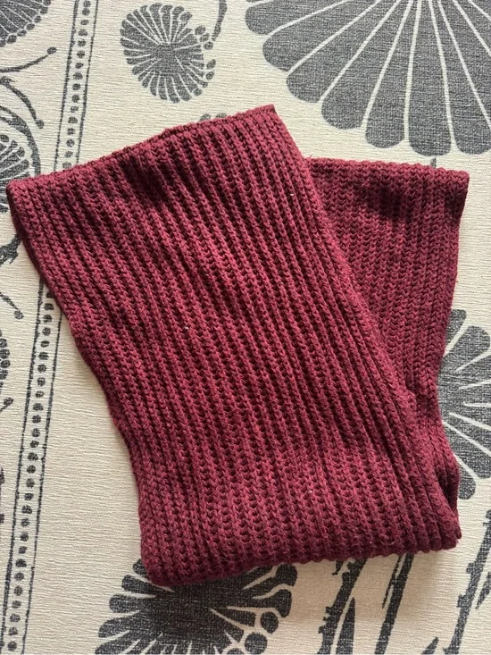 Madewell Ribbed Knit Scarf in Burgundy