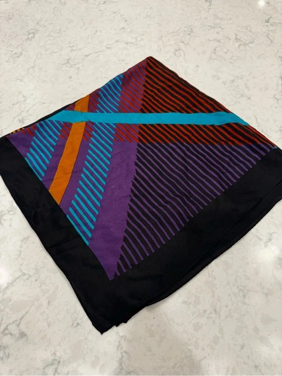 💜 Vintage 1980s The Specialty House Silk Scarf