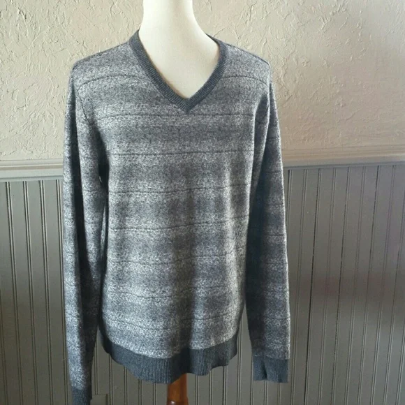 💥KENNETH COLE* SWEATER
