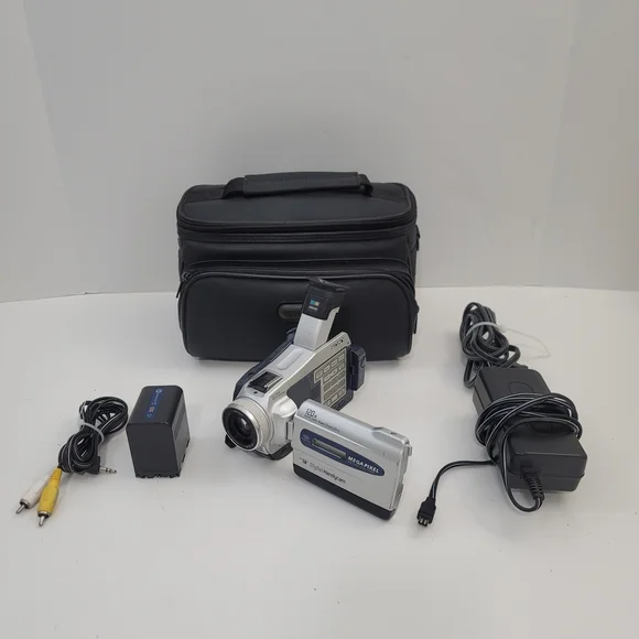 Sony Digital Handycam DCR-TRV27 Mini DV Camcorder *Read Description!*