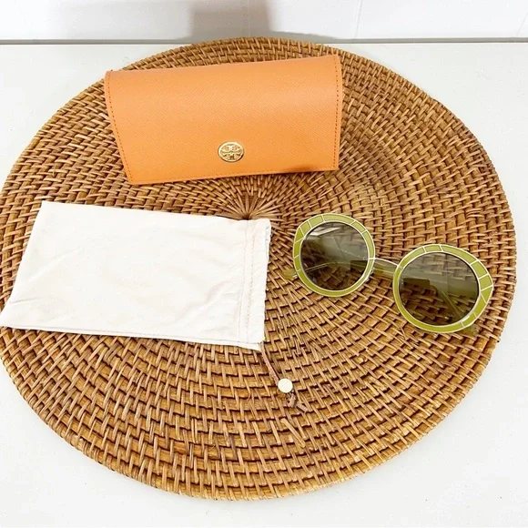Tory Burch Light Green Sunglasses Like New