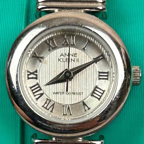 Anne Klein II Ladies Watch Silver Tone‎ Roman Numeral Dial 10/2411-13 753 Quartz