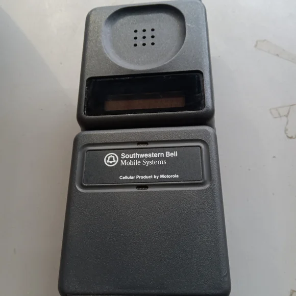 Southwestern Bell Mobile Systems Black Phone