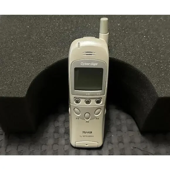 RARE Vintage Mitsubishi CyberGiga TU-KA Flip Cell Phone Japan Cellphone UNTESTED
