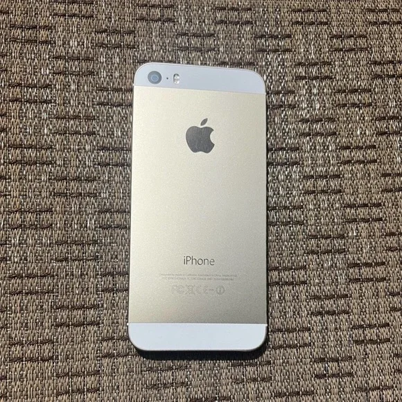 Apple iPhone 5s Gold 16 GB Unlocked Mint Condition