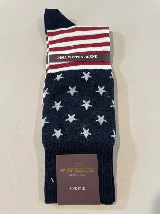Johnston & Murphy Novelty Socks – Navy/Red Flag