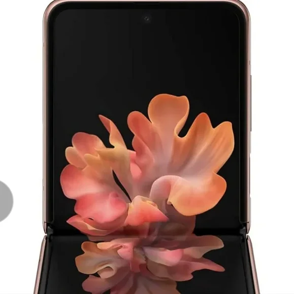 Samsung Foldable Phone - Black and Rose Gold