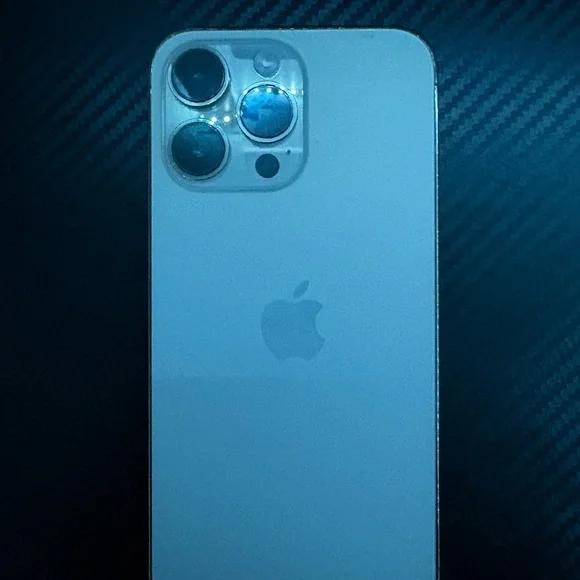 iPhone 14 Pro Max gold 128GB FULLY UNLOCKED