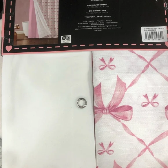 🎀 Betsey Johnson Pink Bow Shower Curtain Set ( curtain , liner &  pink hooks )