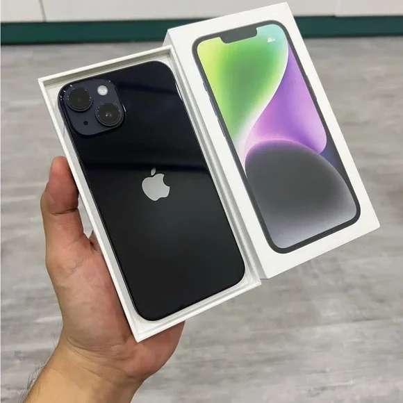 Apple iPhone - Midnight Black