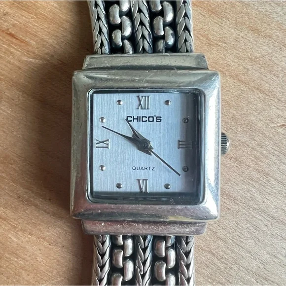 Chico’s ladies silver tone multi-strand bracelet watch NEW BATTERY