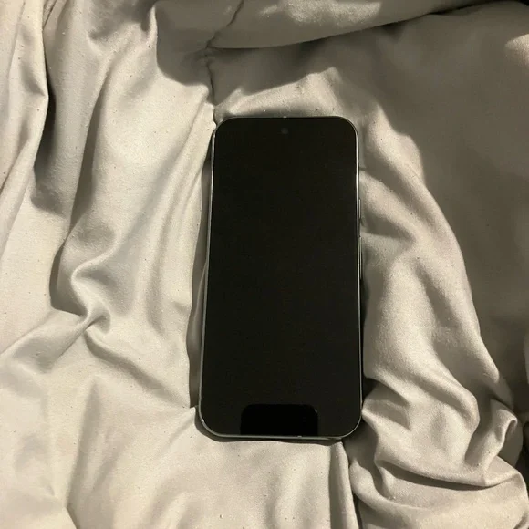 Smartphone with Black Display