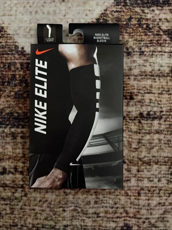 Nike Elite White and Black Men's Basketball Sleeve