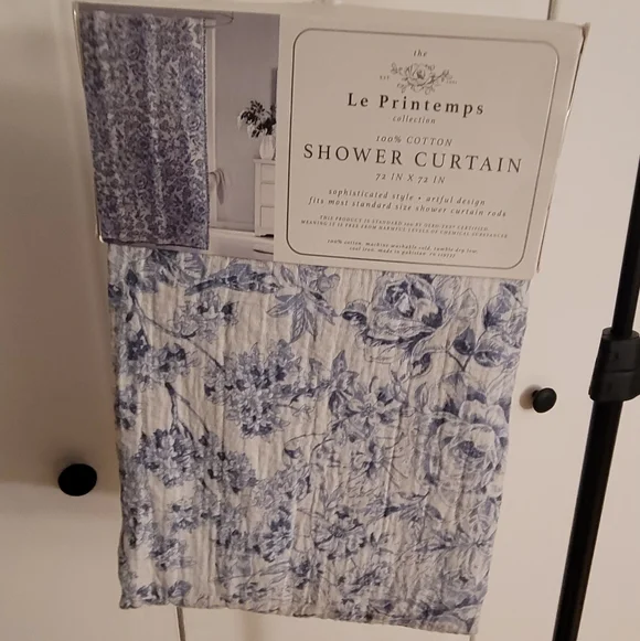 Le Printemps 100% Cotton Shower Curtain 72x72 Blue Floral NEW with Tags
