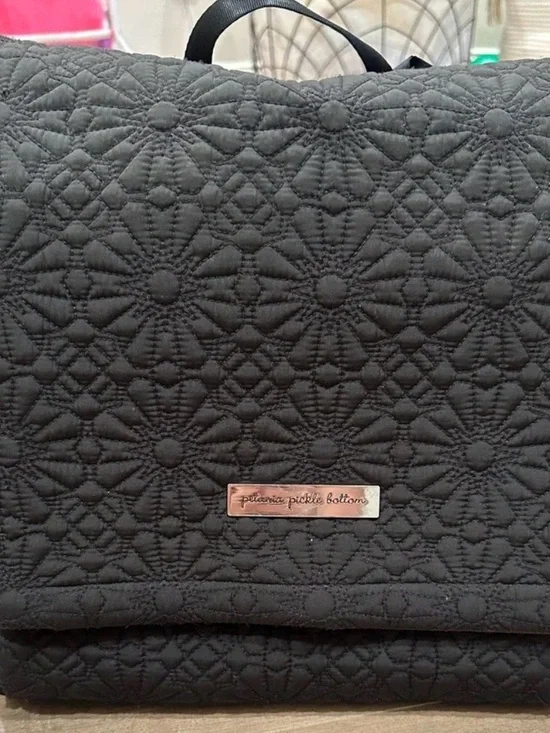 Black Petunia Pickle Bottom Black Quilted Floral-Pattern Diaper/Baby Bag
