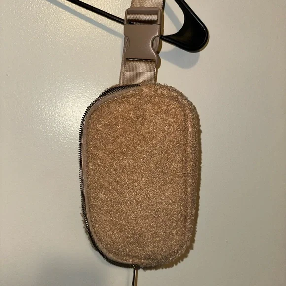 Tan fuzzy fanny pack