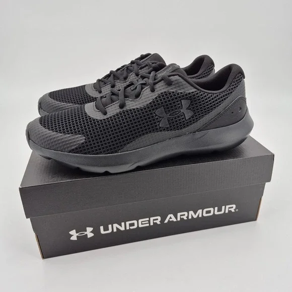Under Armour UA Surge 3 All Black Men's Size 10.5 Running Shoes Cross Training
