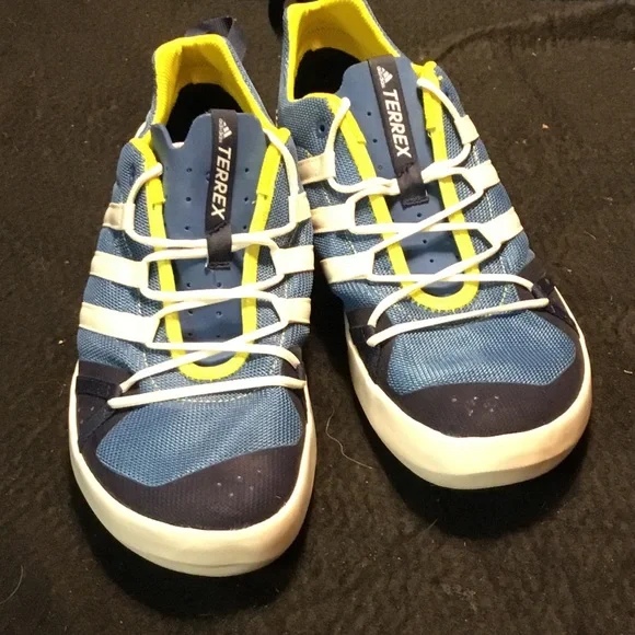 Adidas TERREX boat sneakers Quick drain & dry  Never worn Men’s 13