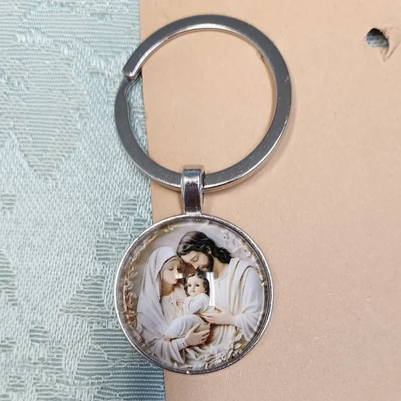 **HALF PRICE**Holy Family Keychain!
