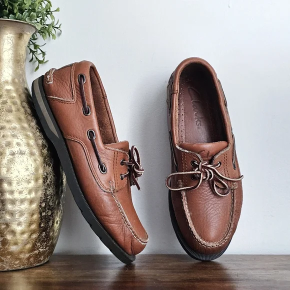 Clarks Brown Leather Boat Shoes Men’s 9M Classic Moc Toe Loafers