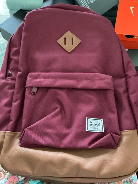 Herschel Backpack  Large Size - Brand New