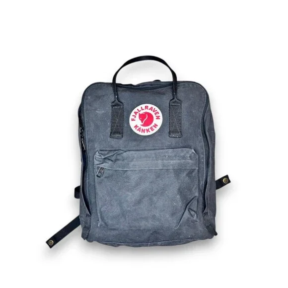 Black Everyday Laptop Travel Backpack 16L