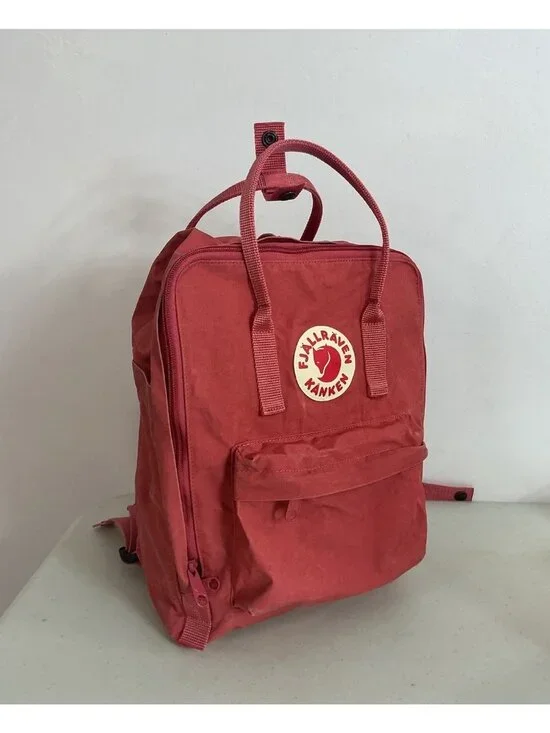Fjallraven Kanken Classic Backpack Daypack Salmon Color